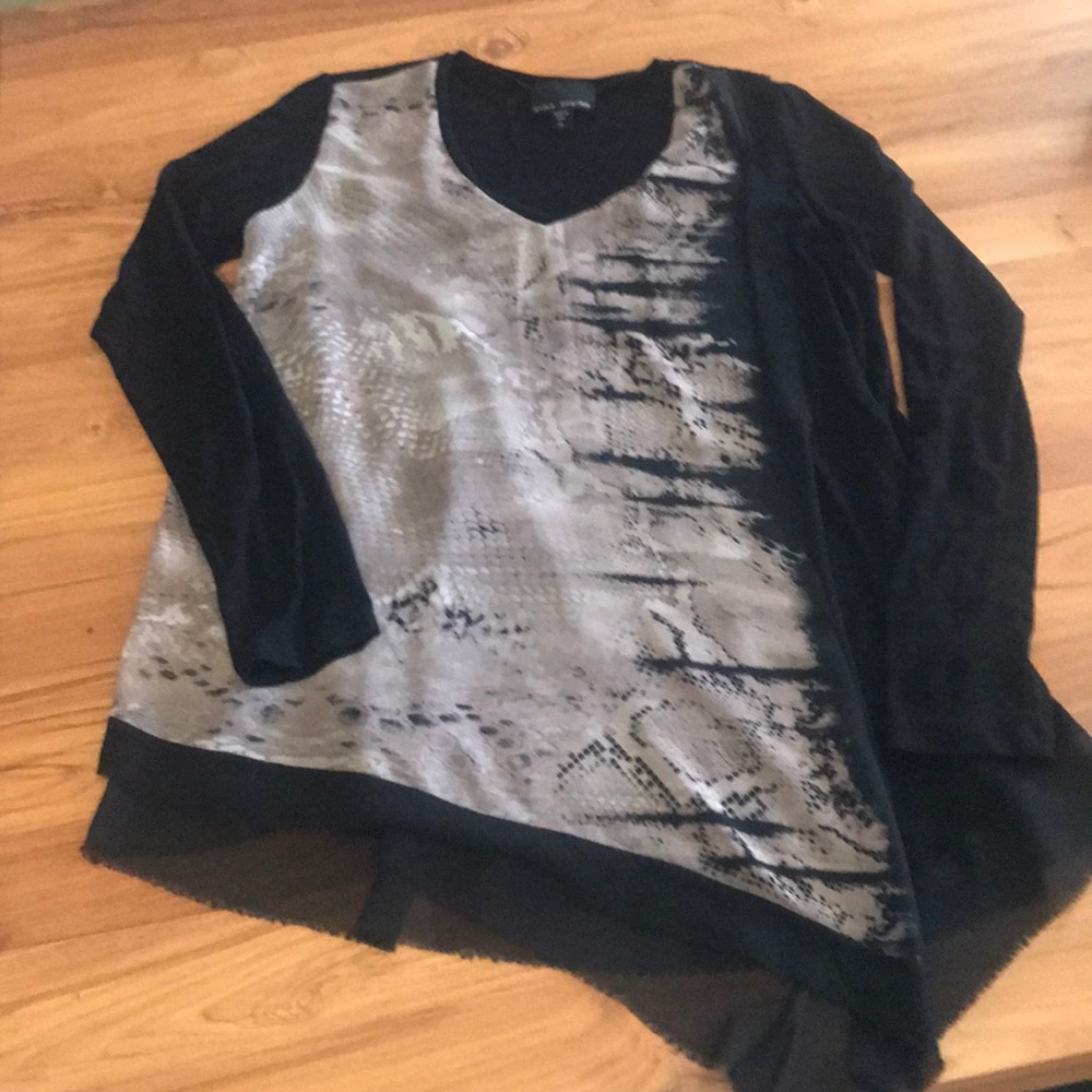 Worn once blousy tee